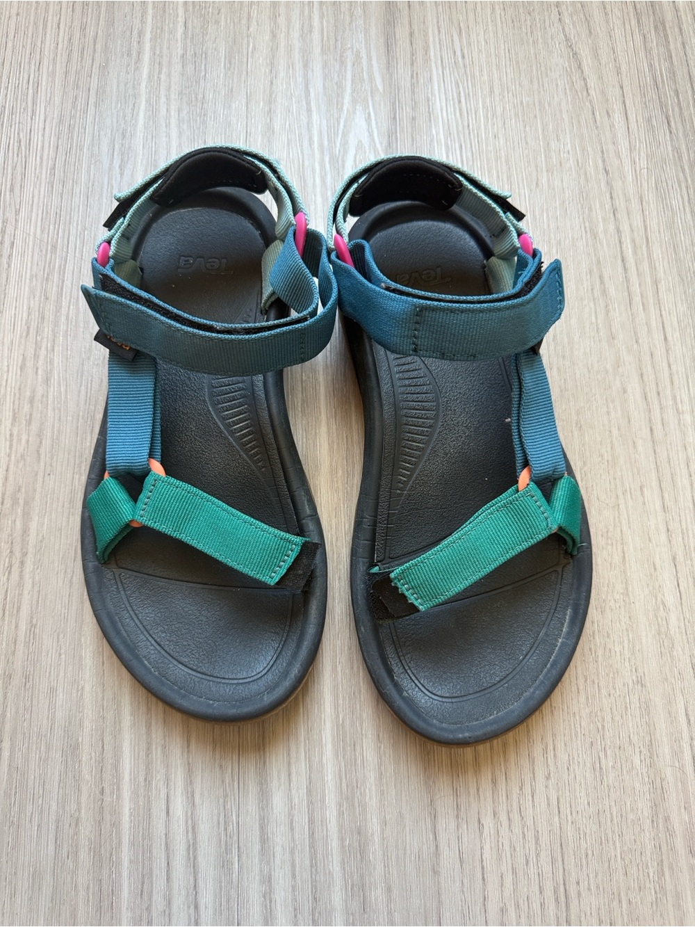 Teva Outdoor Strappy Sandals in Teal & blue
